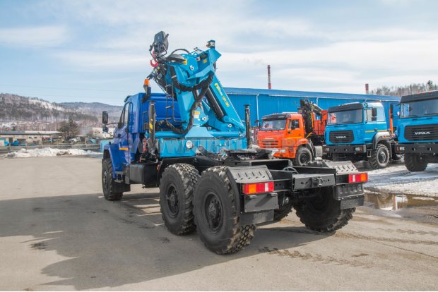 Седельный тягач с КМУ ИМ-180 УСТ 5453РU Урал NEXT 4320-6952-74Е5 