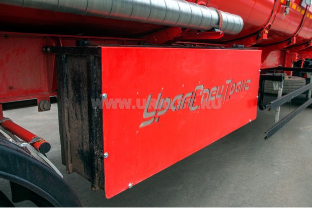 Дополнительный топливный бак