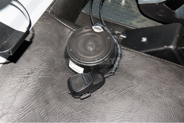 Переговорное устройство в кабине водителя