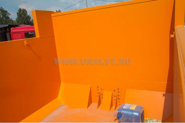 Самосвальная платформа