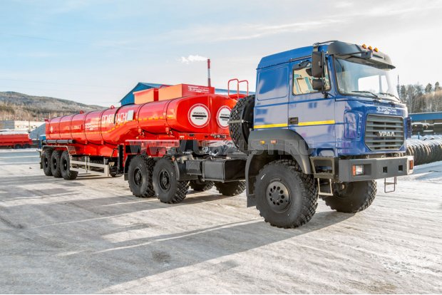 Полуприцеп цистерна для нефти ППЦН 30-31ПТ УСТ 9465 рамная