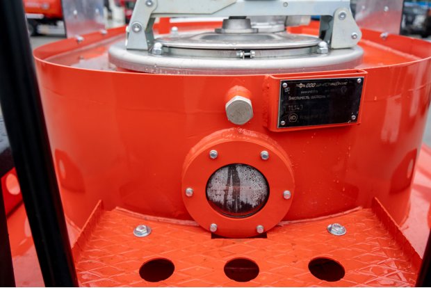 Смотровое окно емкости