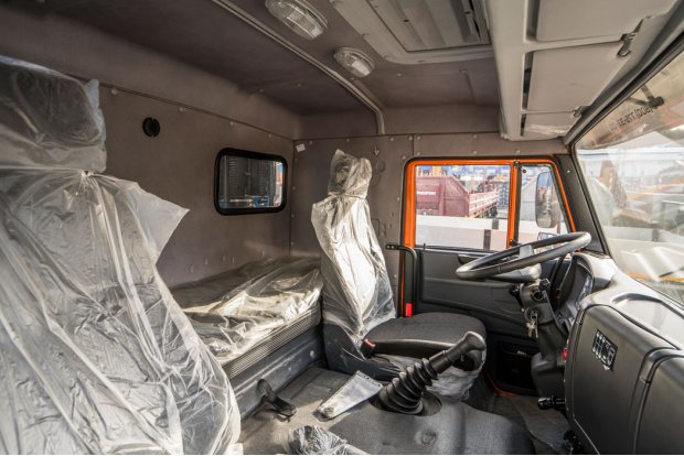 Спальное место в кабине водителя