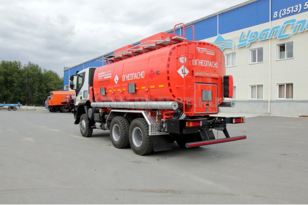 Автотопливозаправщик АТЗ-20-2