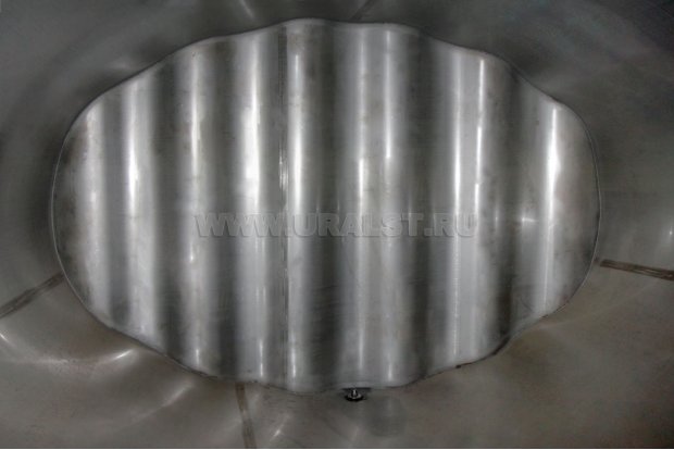 Емкость цистерны изнутри