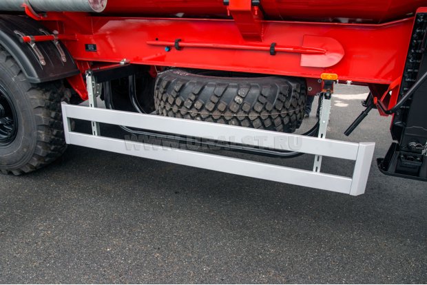 Боковая защита полуприцепа УСТ