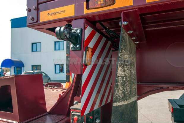 Знак "Негабаритный груз" со стробоскопом