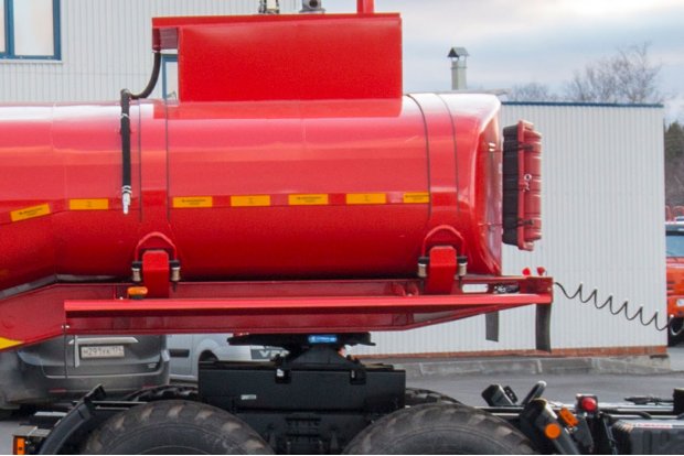 Шкворневой узел