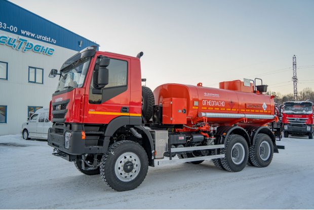 Автотопливозаправщик АТЗ 11Б УСТ 5453 АМТ N.V. 632910 (6х6) ДОПОГ