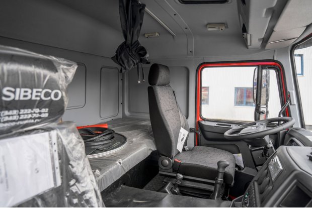 Спальное место в кабине водителя