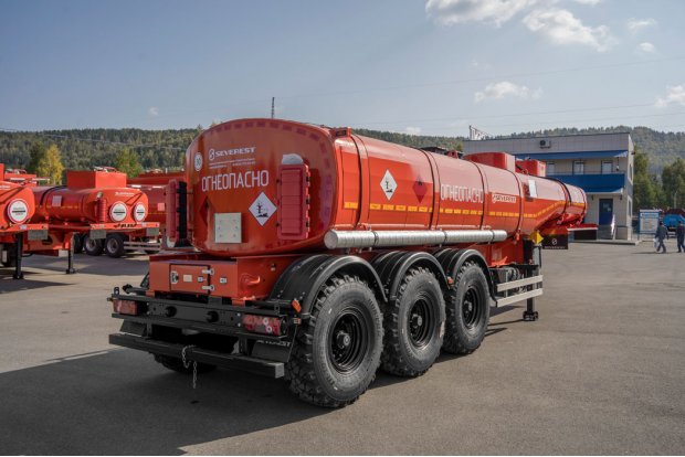 Полуприцеп цистерна для нефти (нефтевозы) ППЦН 25-32Л рамная