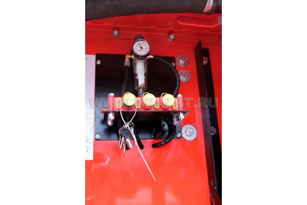 Блок пневмоуправления донными клапанами