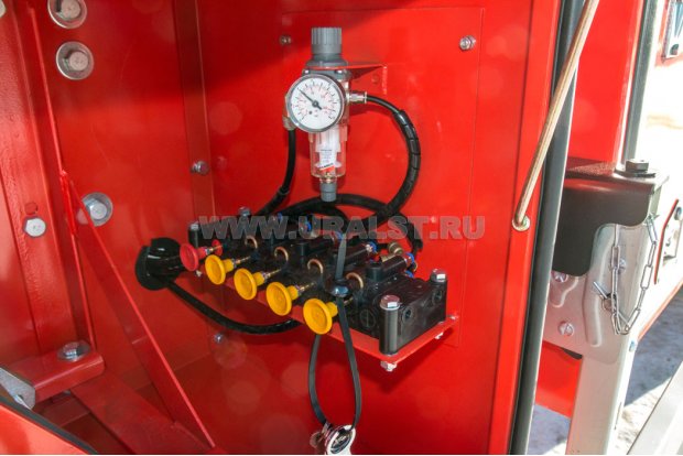 Блок пневмоуправления донным клапаном