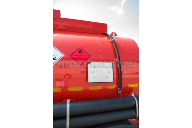 Шланг для слива разлитых нефтепродуктов