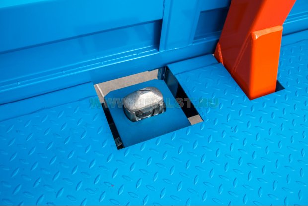 Фитинги для фиксации перевозимых контейнеров