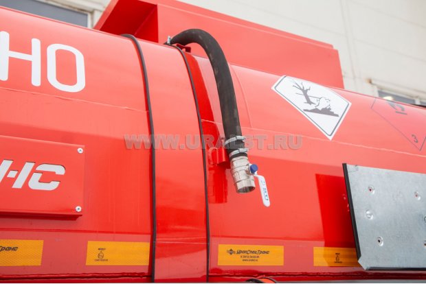 Слив из экологического короба