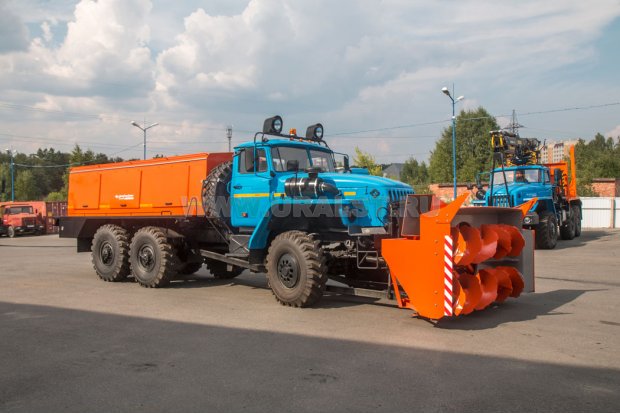 ДЭ-226, Урал 4320Е5 шнекоротор.снег.