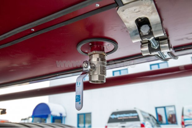 Слив с экологического короба