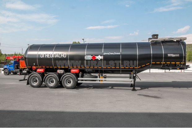 Полуприцеп-цистерна ППЦН 38КТ-32 SAF УСТ 9465 термос, нар. нерж, внутр. 5 мм, черн, высота ССУ 1450 мм