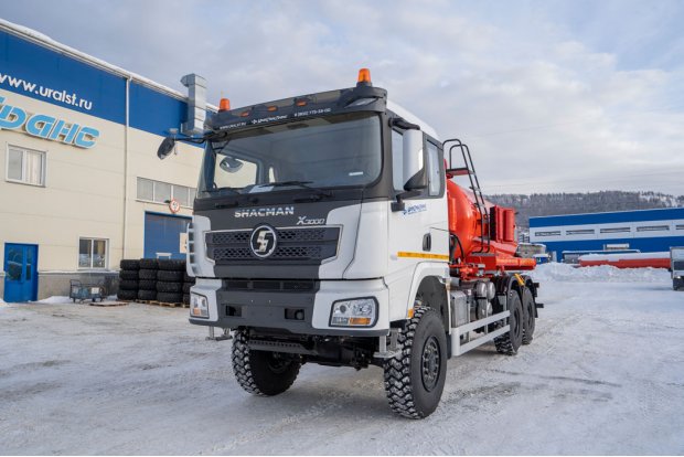 АКН-10 КО-505 УСТ 5453 SHACMAN SX32586V385 6х6, шины 14R20, КБ 4575 мм, ревизионный люк