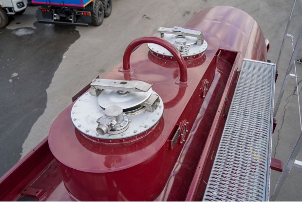 Заливные горловины