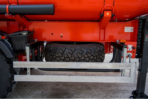 Боковая защита 