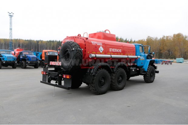 Автоцистерна АЦН-10 УСТ-5453 на шасси Урал 5557-70М