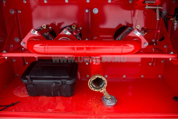 Трубопровод с быстроразъемным соединением (БРС)