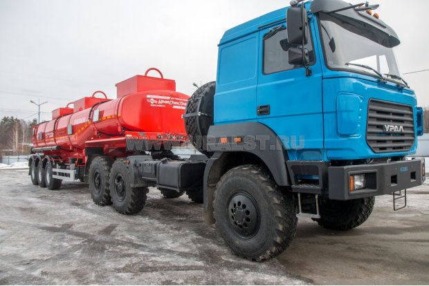 Полуприцеп цистерна ППЦ 26-31-3Н BPW УСТ 94651К рамная, насос