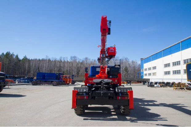 Седельный тягач с КМУ KS-2056 УСТ 5453 Урал 4320-1951-72