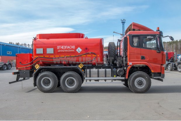  АТЗ-14-2 УВТ-40, УСТ 5453, SHACMAN (ШАКМАН) SX32586V385 6х6, шины 315/80 R22.5, КБ 3775мм.