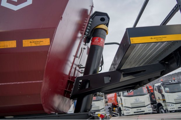 Гидроцилиндр подъема кузова