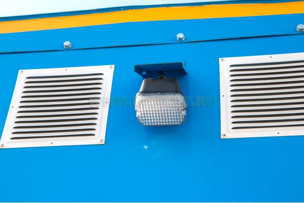 Фара-прожектор для освещения рабочей зоны