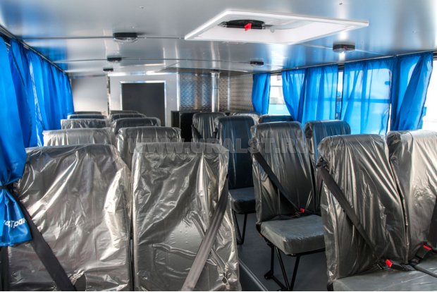 Салон вахтового автобуса Урал-4320-NEXT