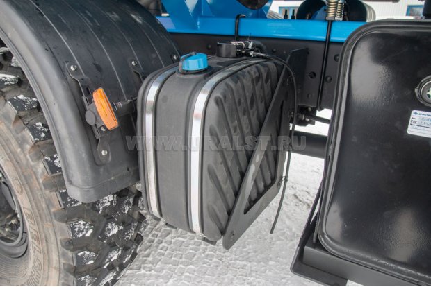 Бак с реагентом