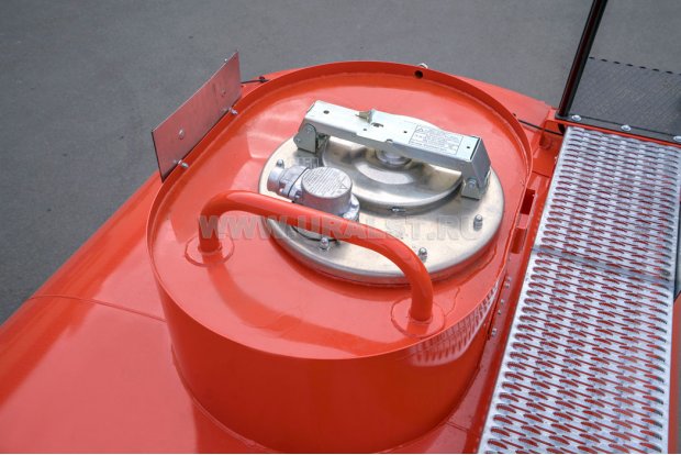 Заливная горловина