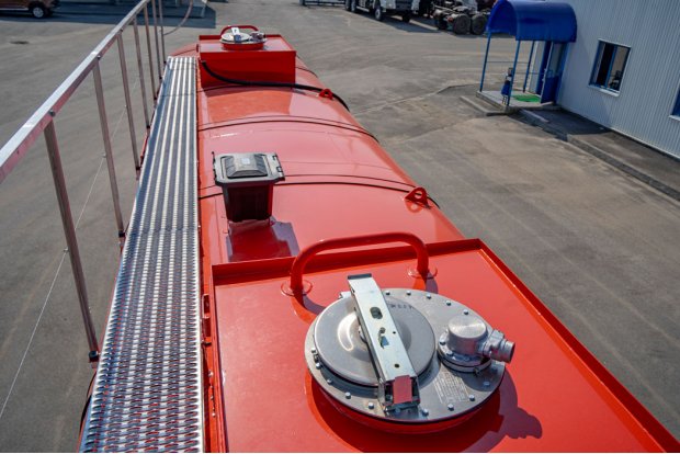 Площадка обслуживания цистерны