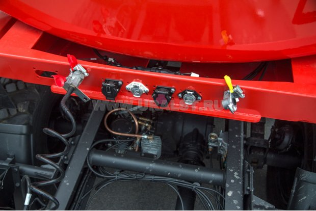 Пневмо электро разъемы полуприцепа