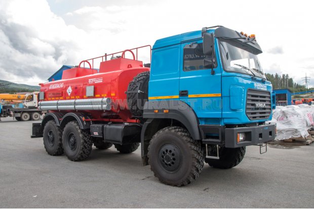 Автотопливозаправщик Урал АТЗ-11-2Б УСТ-54538