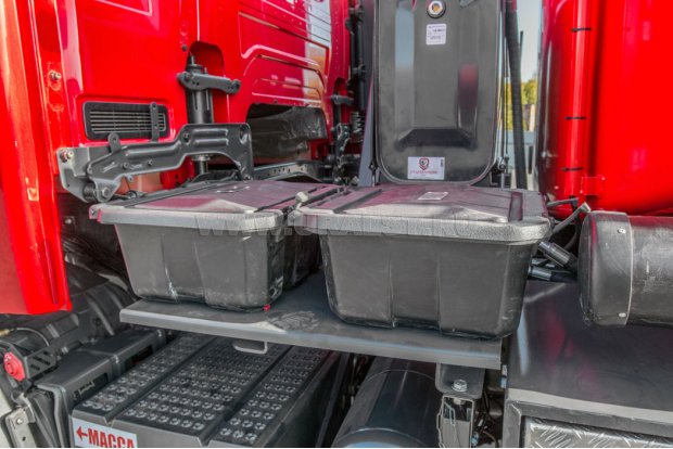 Ящик для песка и кошмы