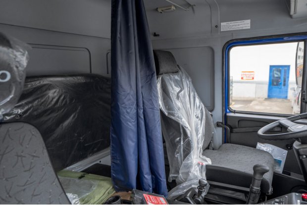 Спальное место в кабине водителя