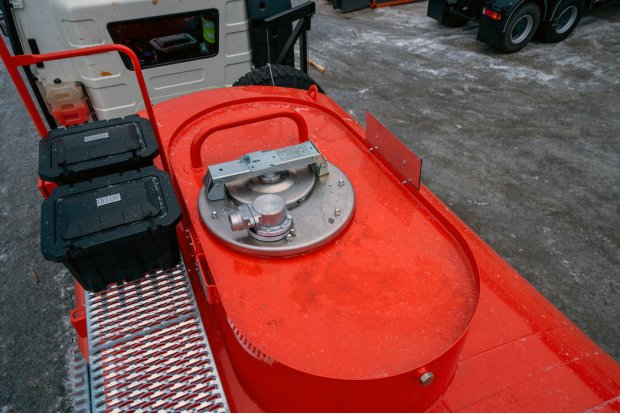 Заливная горловина