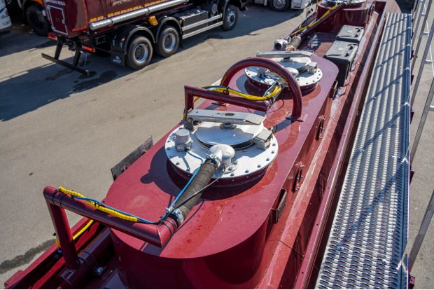 Заливные горловины