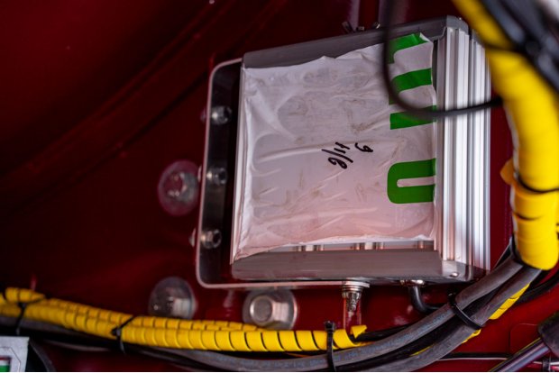 Фонарь освещения отсека СРТ