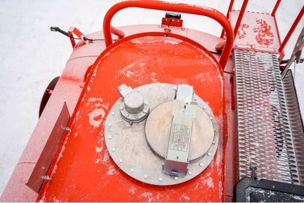 Заливная горловина