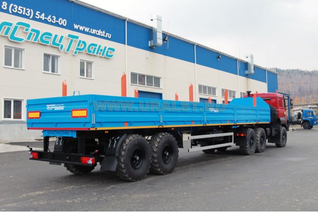 Седельный тягач Урал 44202-3511-82МА11 ЛВЖ + Полуприцеп бортовой ППБ 20Б-21-12К УСТ-94651