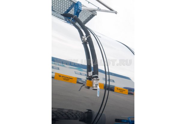 Слив из экологического короба