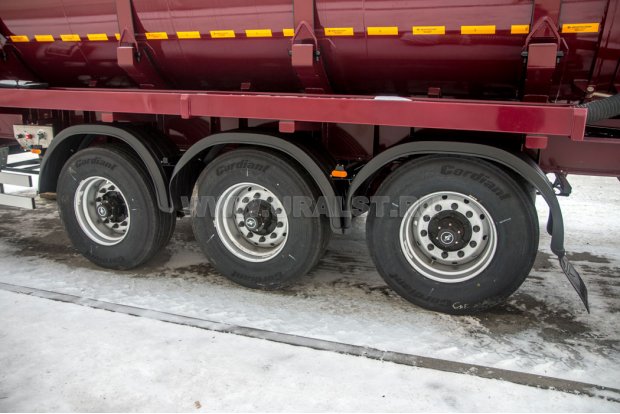 Оси полуприцепа