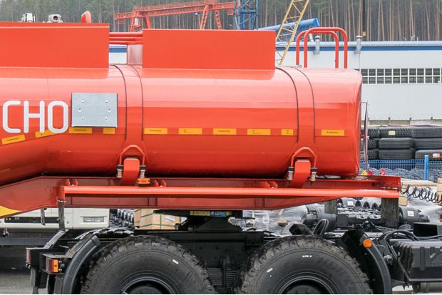 Шкворневой узел