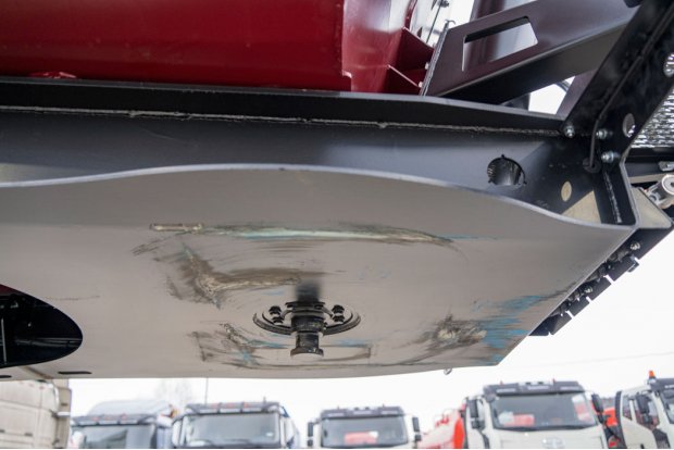 Шкворневая плита